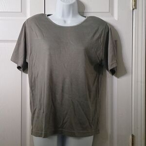 Chrysantheme  light moss green short sleeve top shirt  Sz M  NWOT